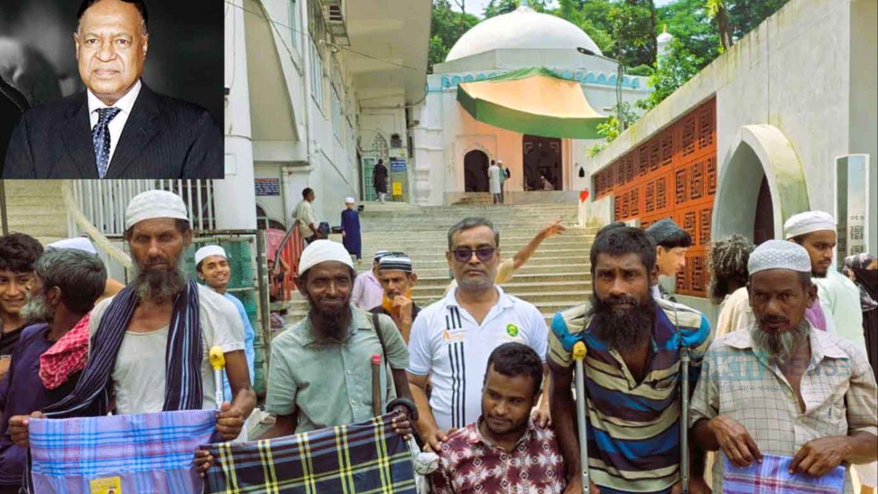 বীর মুক্তিযোদ্ধা প্রয়াত নুরুল ইসলাম বাবুলের মৃত্যুবার্ষিকীতে শারিরীক প্রতিবন্ধীরা পেলেন নতুন কাপড়