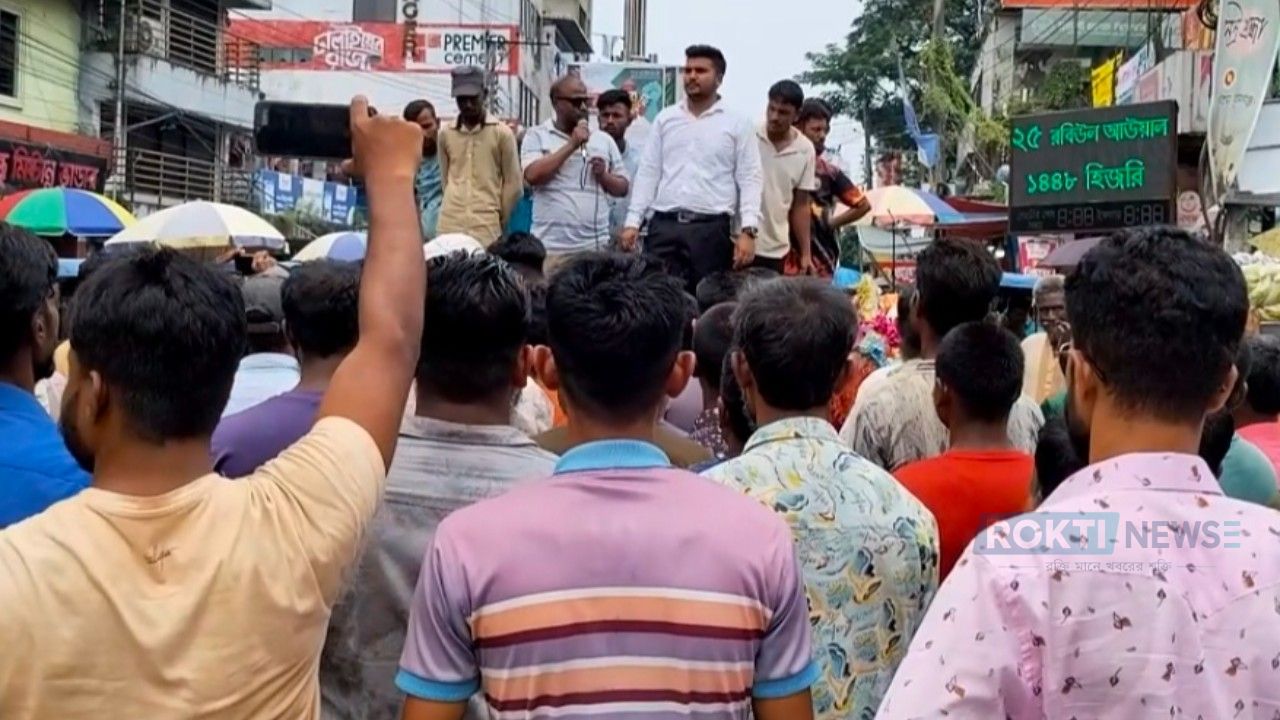 সুনামগঞ্জে অটোরিকশার নতুন প্লেট প্রদানের দাবীতে বিক্ষোভ ও প্রতিবাদ সমাবেশ