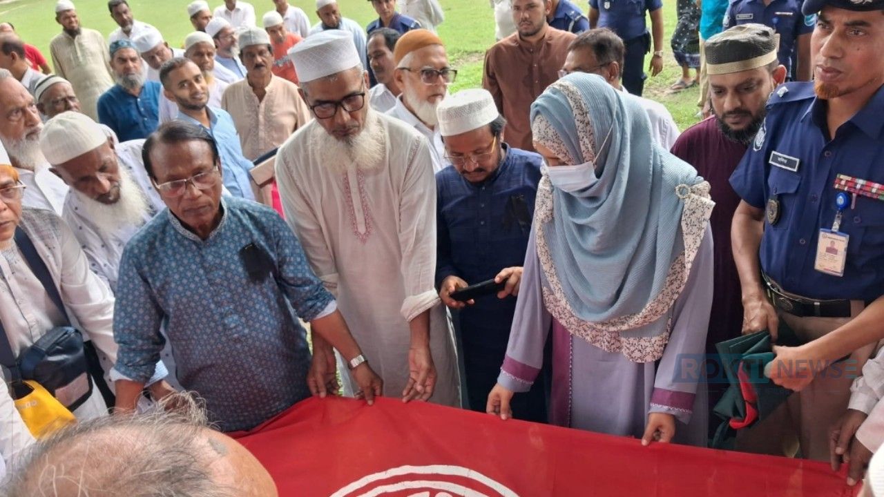 মানিকগঞ্জের বীর মুক্তিযোদ্ধা কাজী আবুল হোসেনের রাষ্ট্রীয় মর্যাদায় দাফন সম্পন্ন